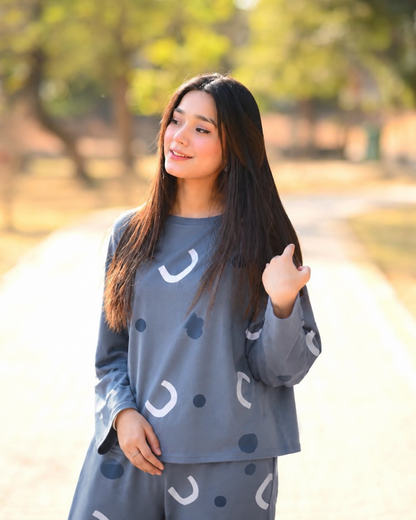 Pattern Printed Woman Night Suit